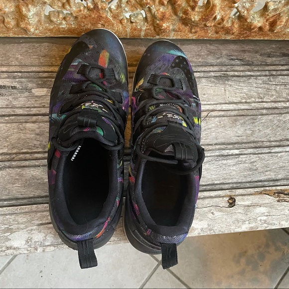 Nike LeBron 13 Low Birds of Paradise 2016 XIII Men’s Basketball shoes 831925-051 - Picture 9 of 14